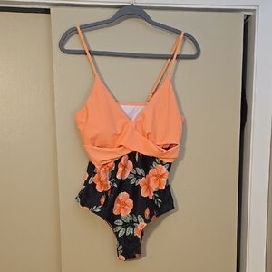 Beachsissi Floral One-Piece Swimsuit Size XL NWT